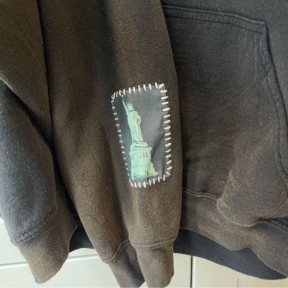 Travis Scott Astroworld NYC Hodie Bleached Black Grunge Streetwear Festival XXL - Picture 8 of 10